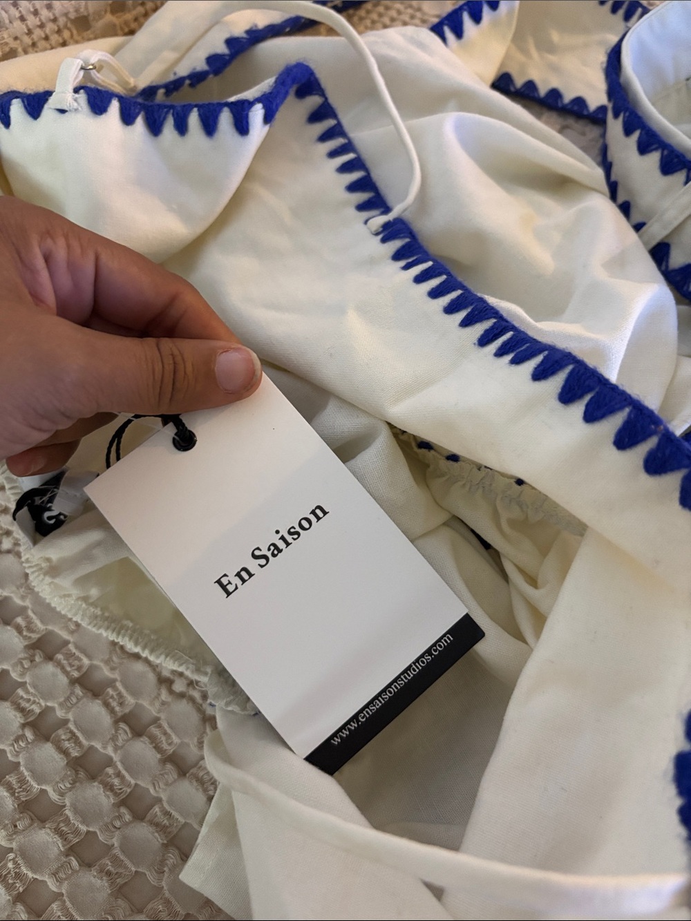 En Saison White High-Waist Shorts with Navy Trim - Picture 3 of 9